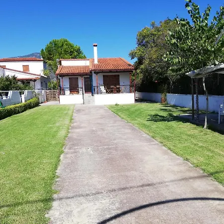 بيت للعطل 2 Bedrooms House With Sea View And Enclosed Garden At Politika *